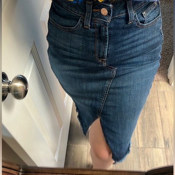 Ariat High waisted denim split skirt size 25R EUC - Picture 4 of 5